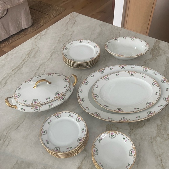 Vintage Limoges Rose Floral China 5 Piece Serveware Set - Picture 7 of 7